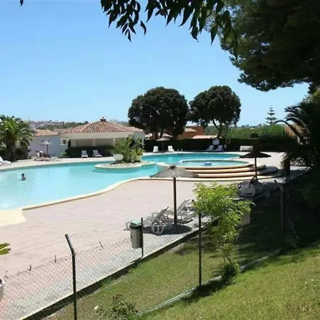 度假居 Holiday Park 卡尔佩